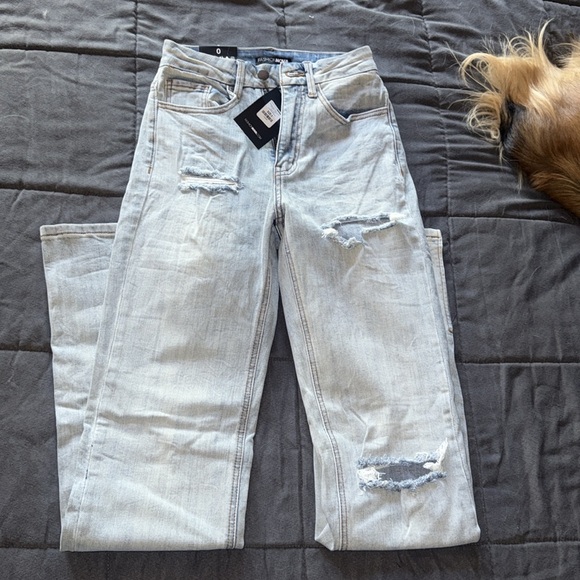 Jeans - Picture 2 of 4